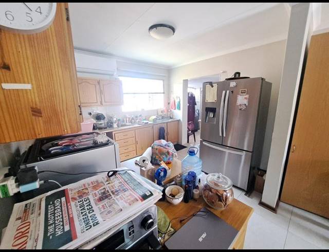 2 BEDROOM PROPERTY TO RENT IN DIE HOEWES